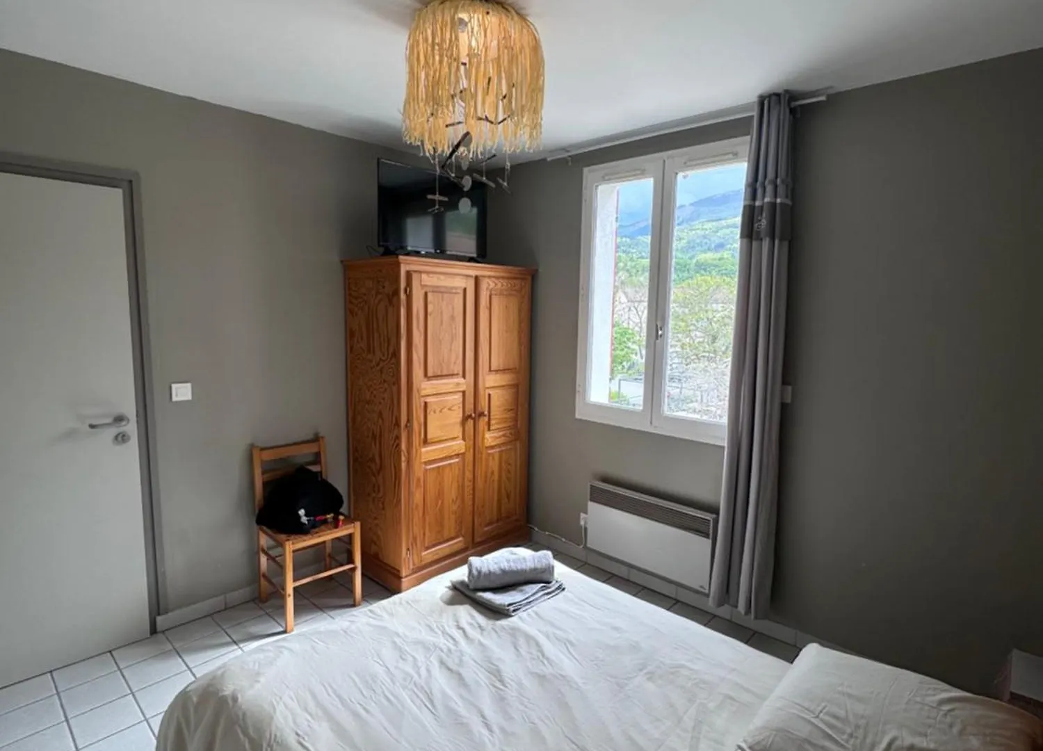 Auberge Des Deux Vallees Ribiers Mini-hôtel